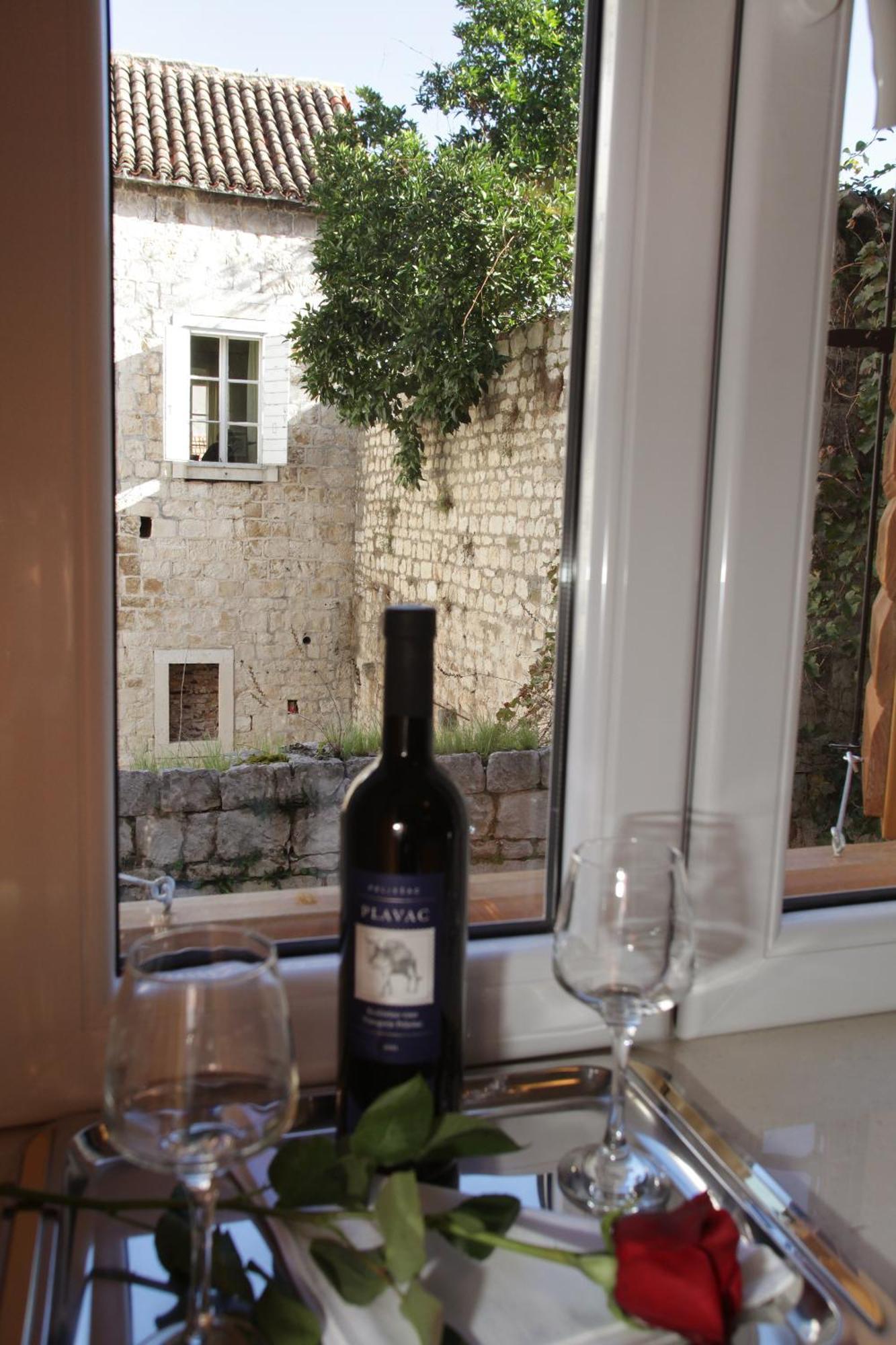 Apartments Dora -Free Parking Trogir Eksteriør bilde