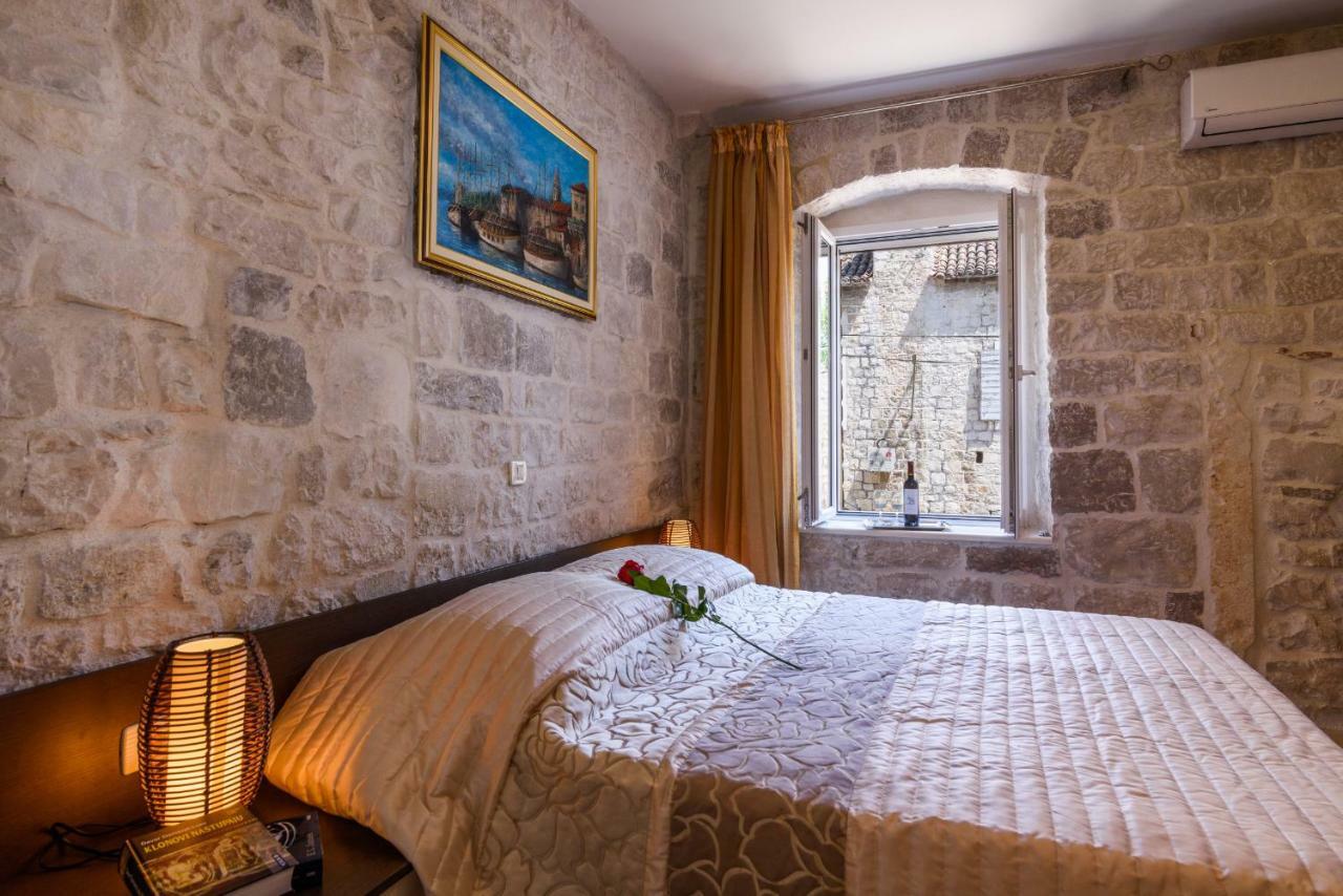 Apartments Dora -Free Parking Trogir Eksteriør bilde